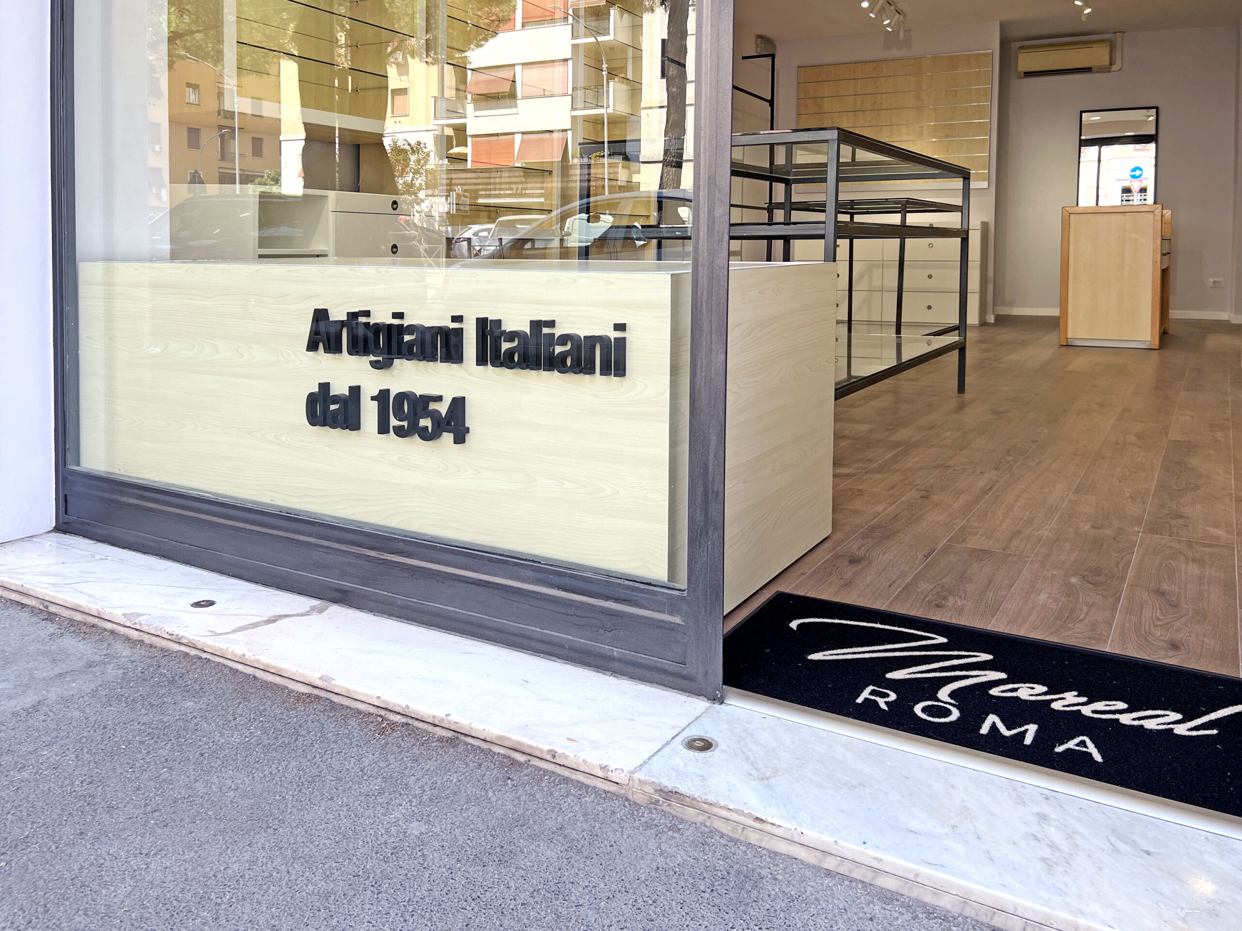 Moreal Roma - Restyling punto vendita Via Appia Nuova, Roma